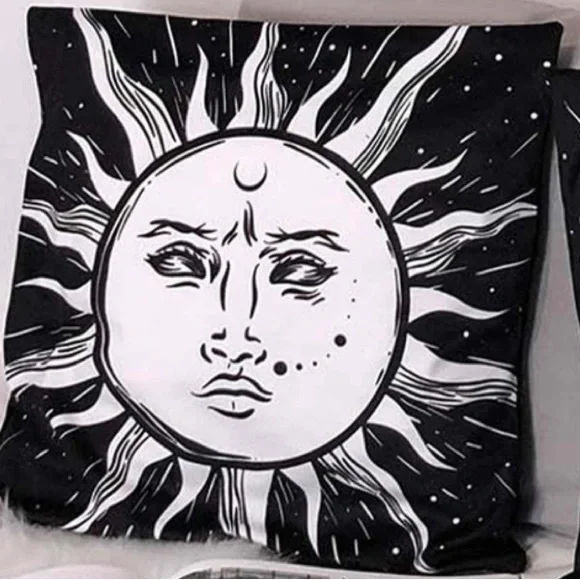 🏷️ KILLSTAR VINTAGE SUN CUSHION COVERS~BNWT - Picture 5 of 5